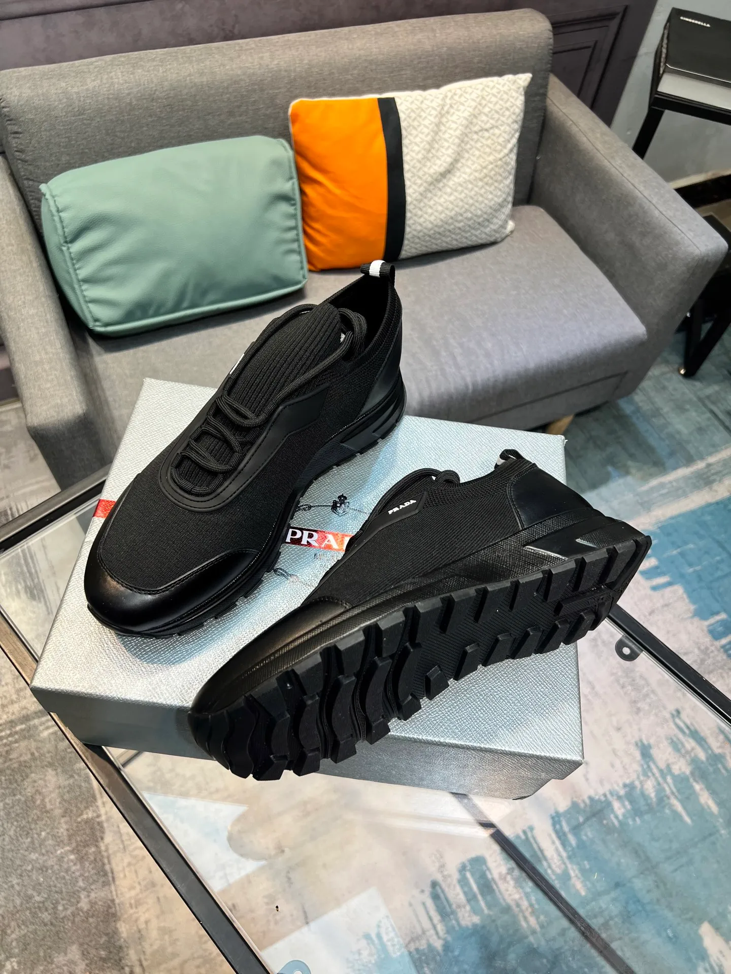 Men's shoes 💰500 PRADA "Prada" casual shoes Regular size: 38-44 (45 can be customized) Product material: Selected cowhide with fly weave material, genuine leather lining, original outsole